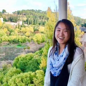 Meet your Posher, Olivia